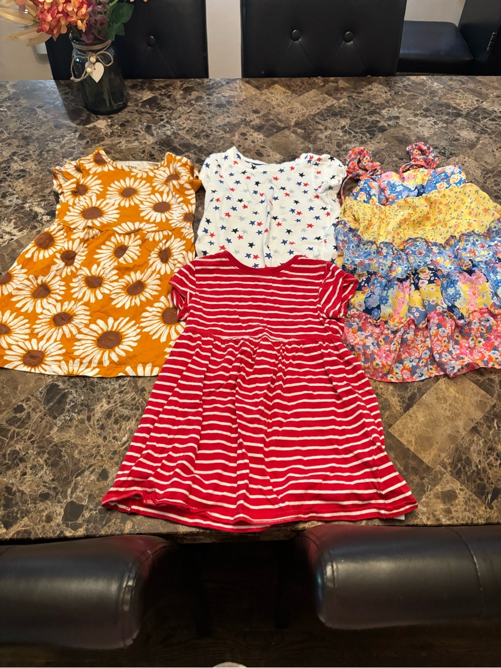 Girls sizes 3t/4t bundle of beautiful like new dresses and tshirt!!!